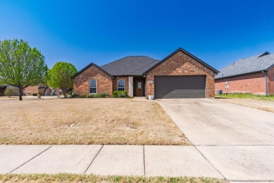 11612 Laney Dr