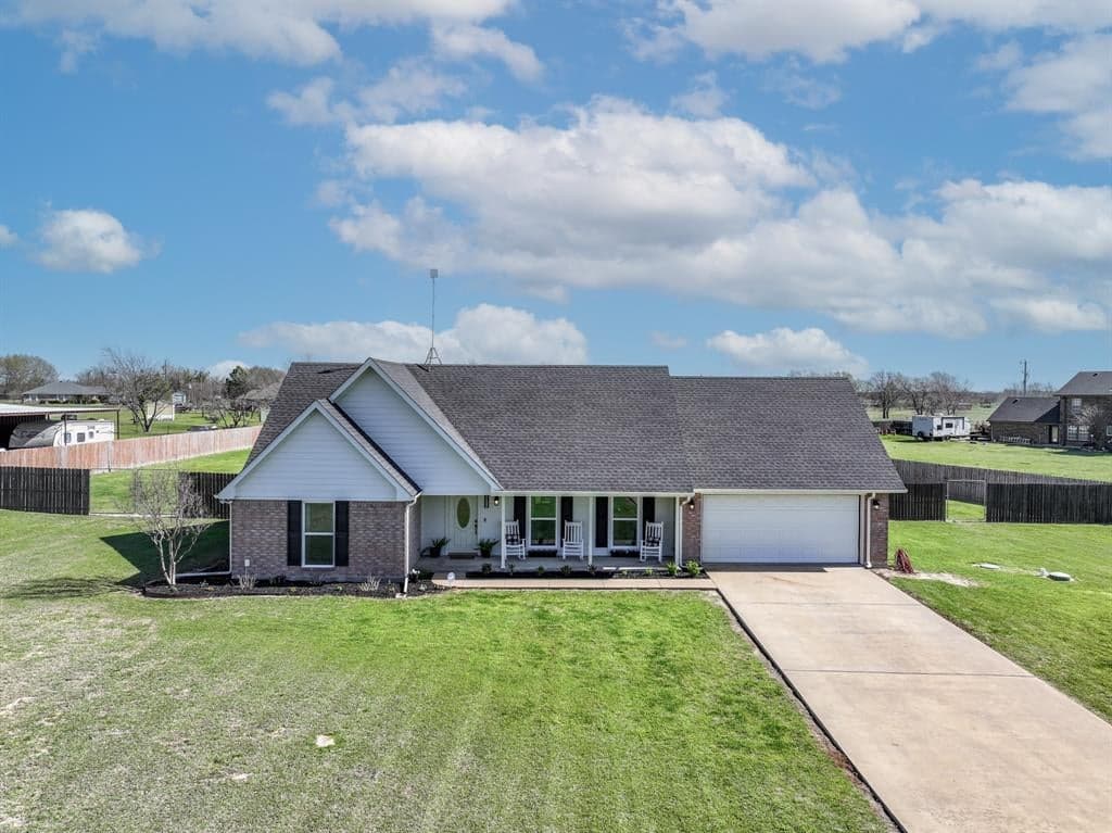 1122 Water Oak Dr