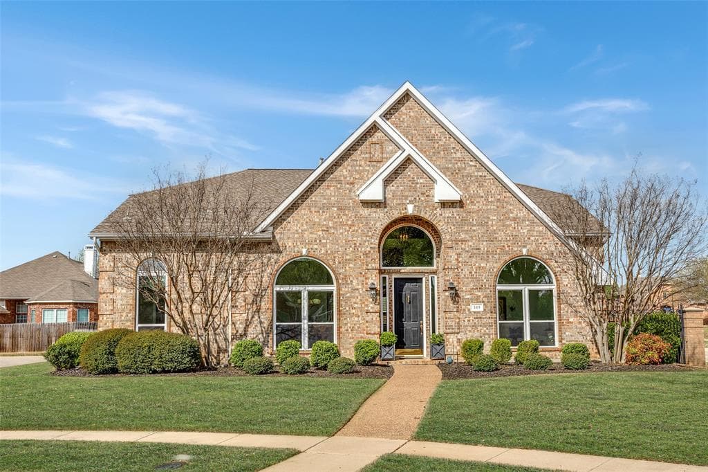329 Gibson Ct