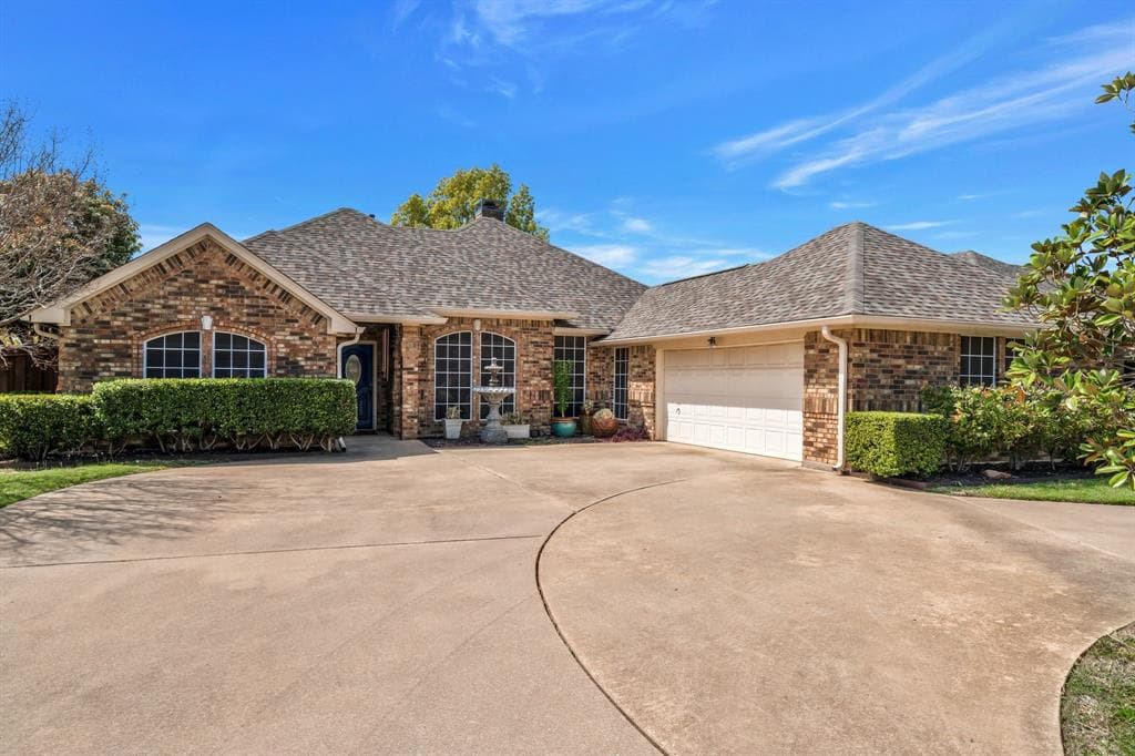 Main property image