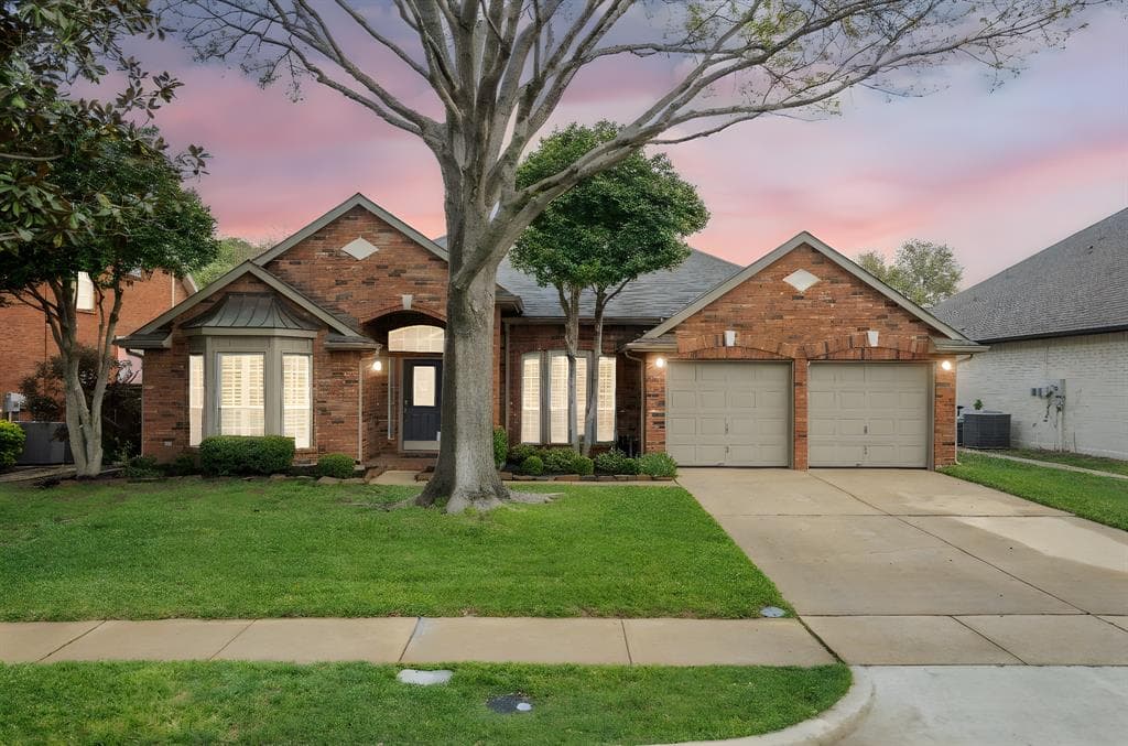 12008 Paducah Dr