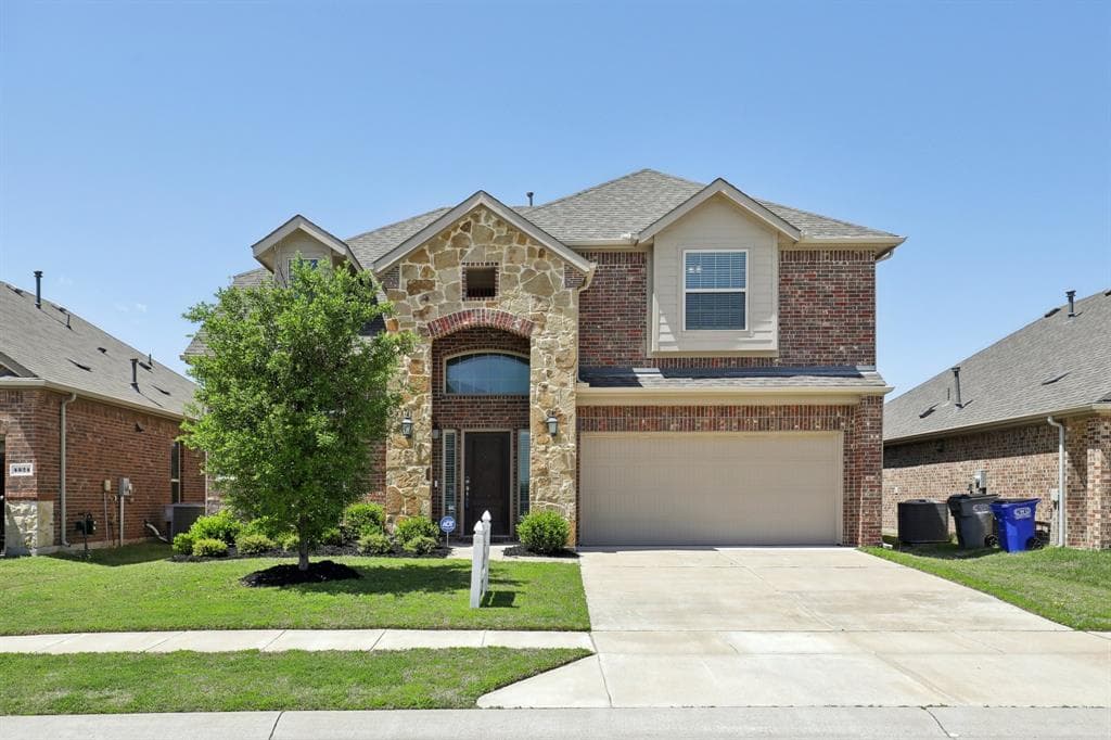 4520 Bayport Dr