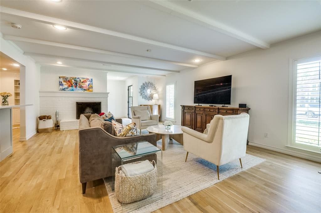 Gallery image 2