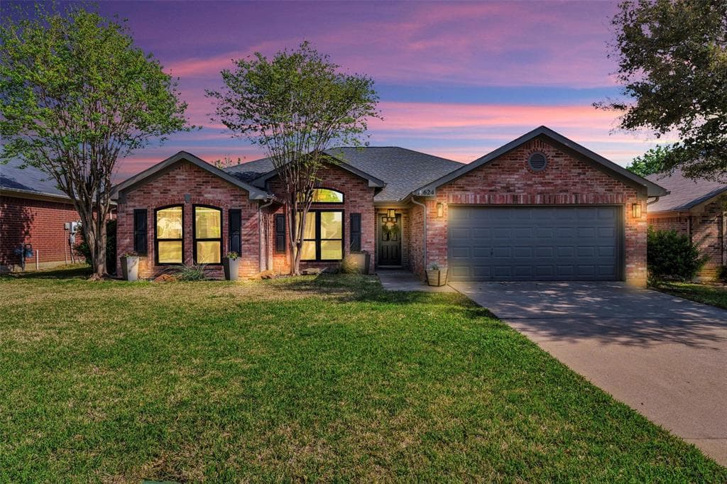 624 Douglas Dr