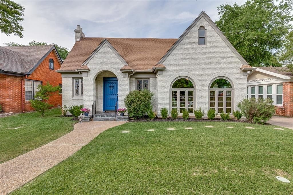 Main property image