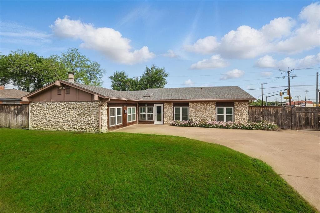 2000 Cliff Park