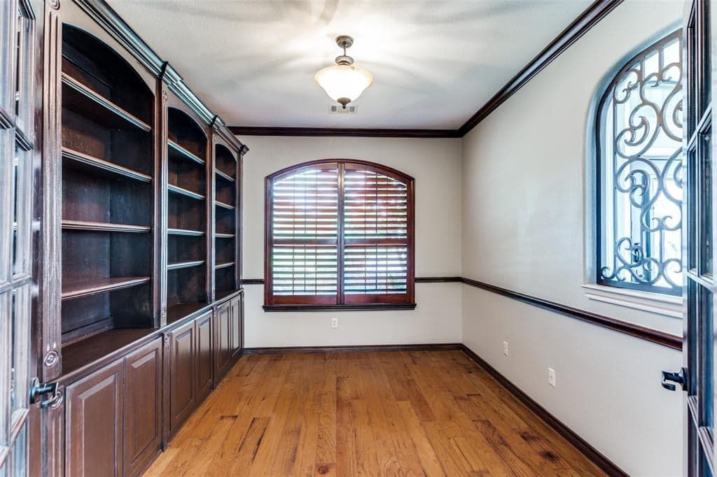 Gallery image 4
