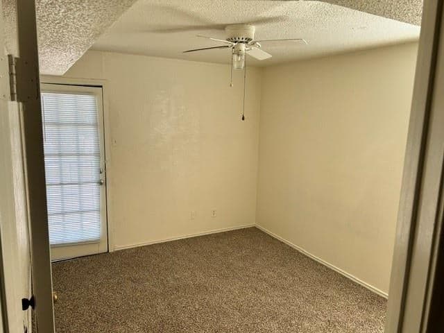 9520 Royal Ln # A-208
