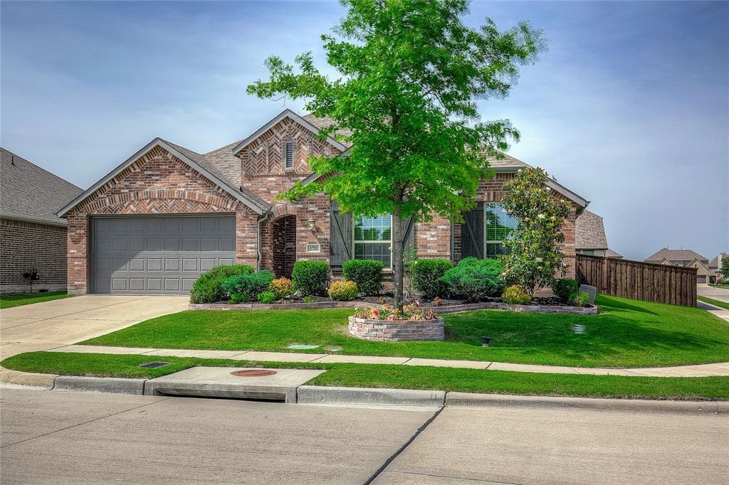 1701 Frankford Dr