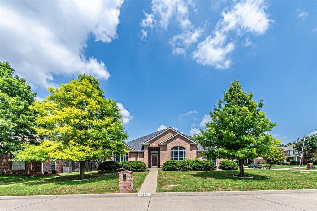 2900 Saint Vincent Dr