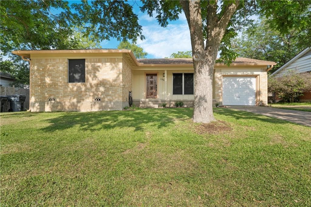 1906 La Porte Dr