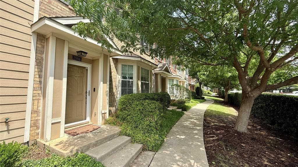 2906 Durango Pl