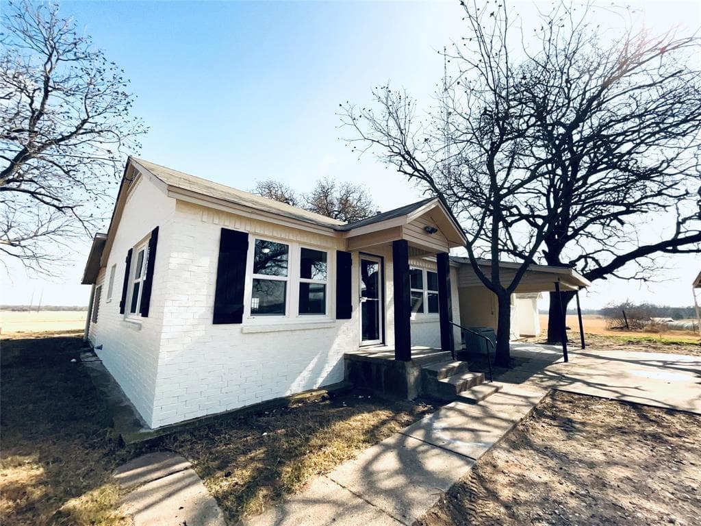 103 S Cotton Belt Ave