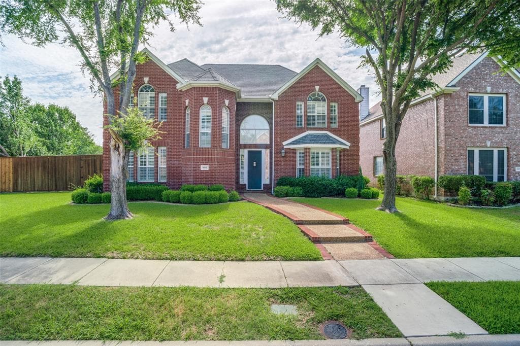 505 Oakwood Dr