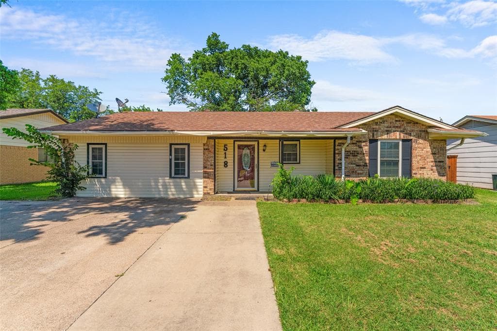 518 Southlake Dr