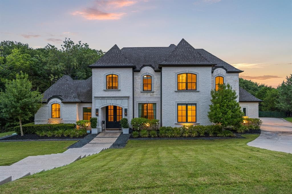 901 Cedar Shores Dr