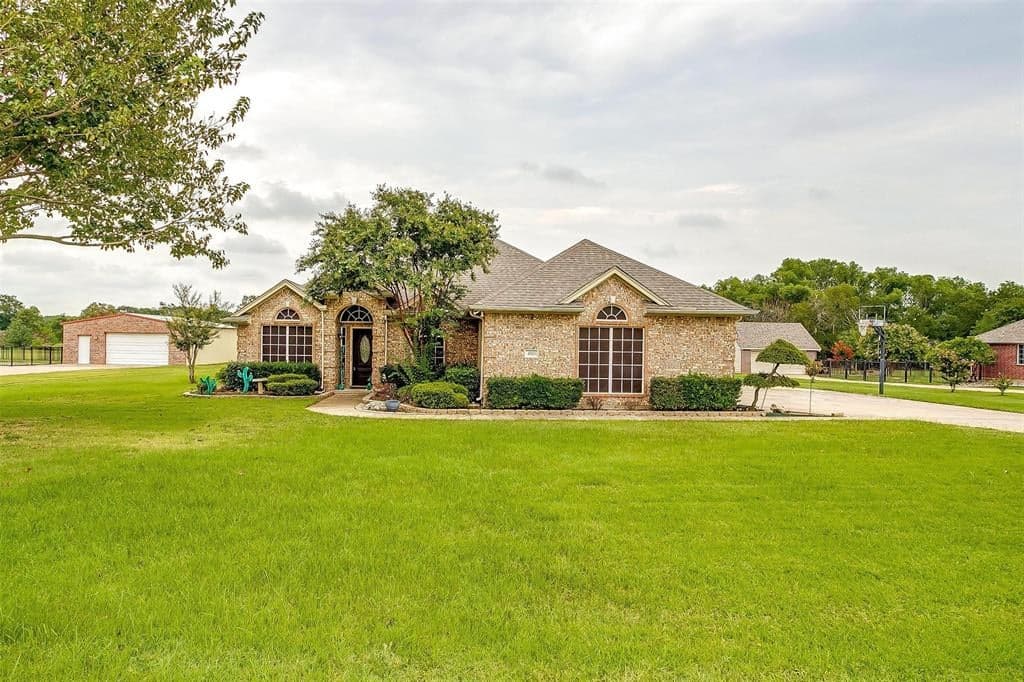 4025 Running Brook Dr