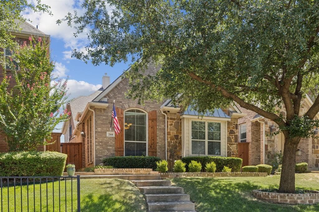 244 Carrington Ln