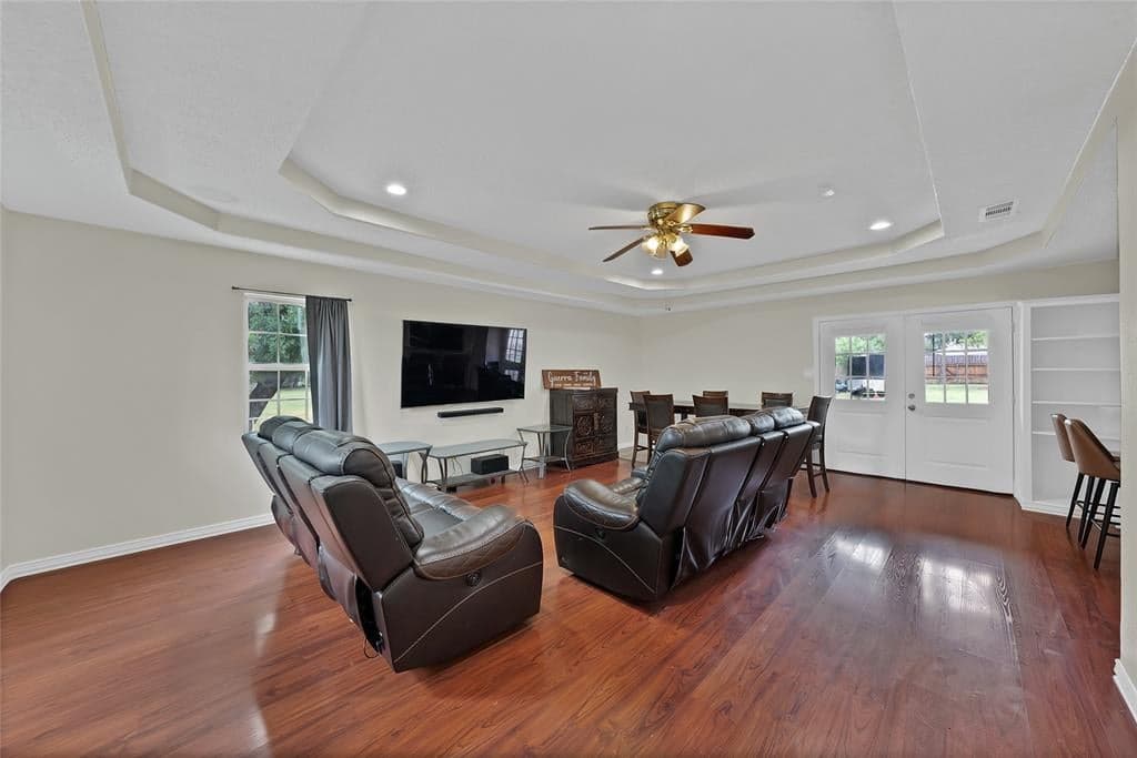 Gallery image 3