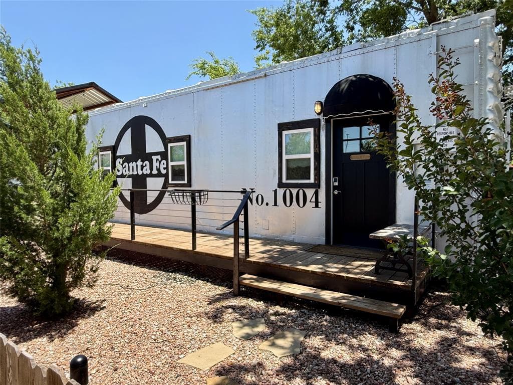 708 Avenue A