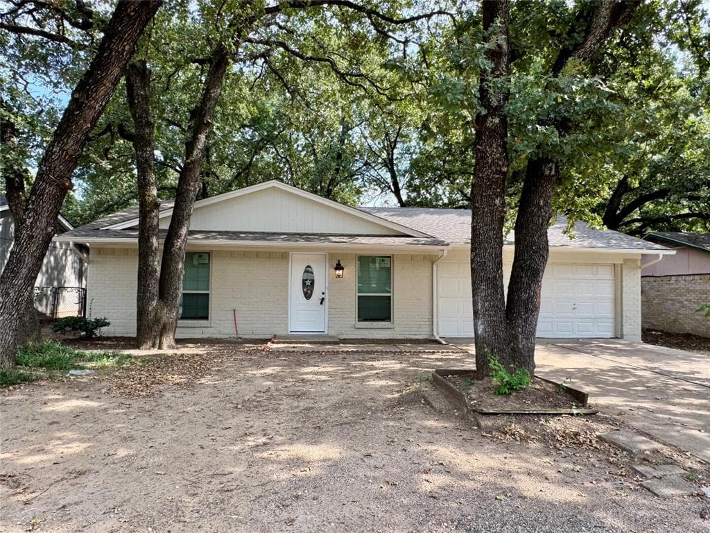 14520 Cimarron Dr