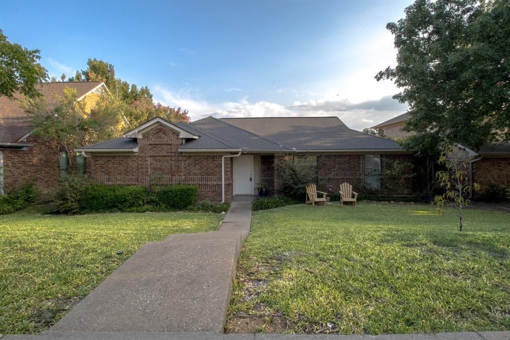 1612 Piedmont Pl