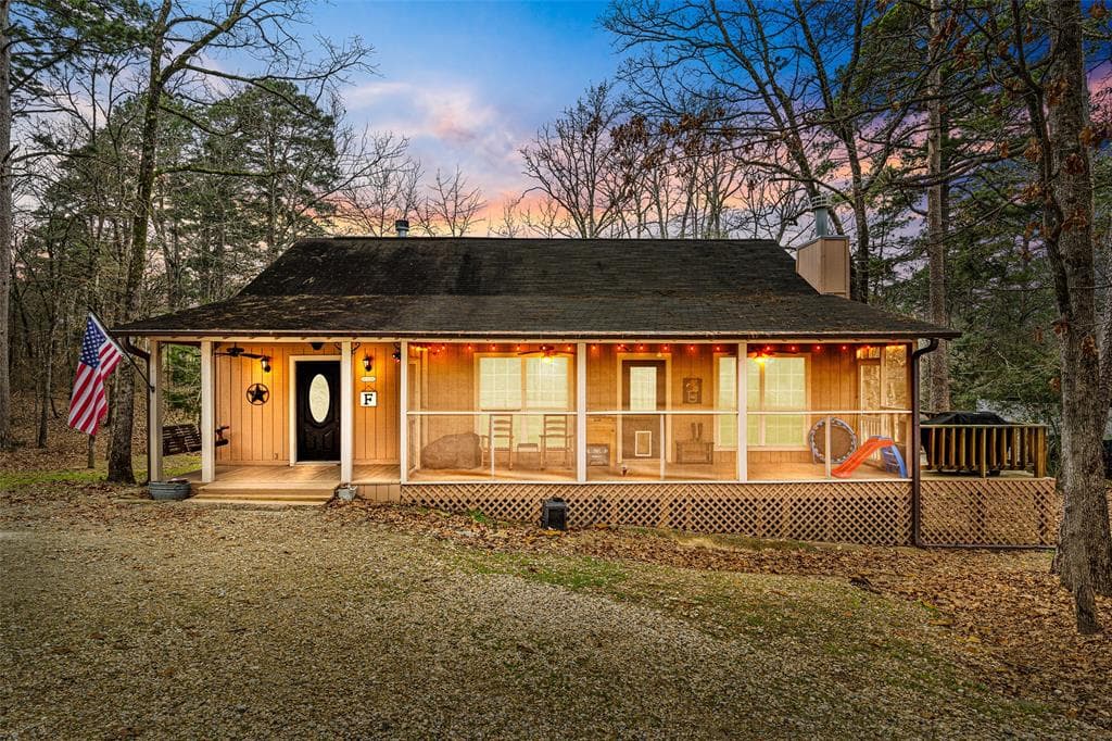 428 Cherrywood Ln