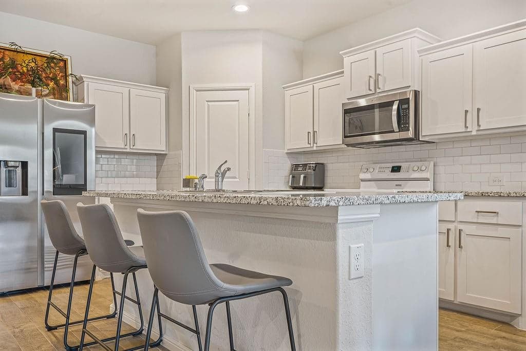 8633 Angel Gardens Dr