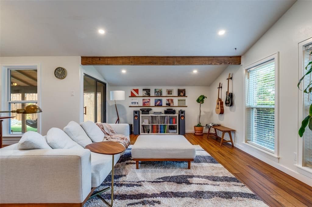 Gallery image 4