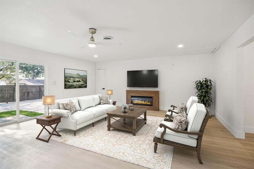 12226 Hoblitzelle Dr