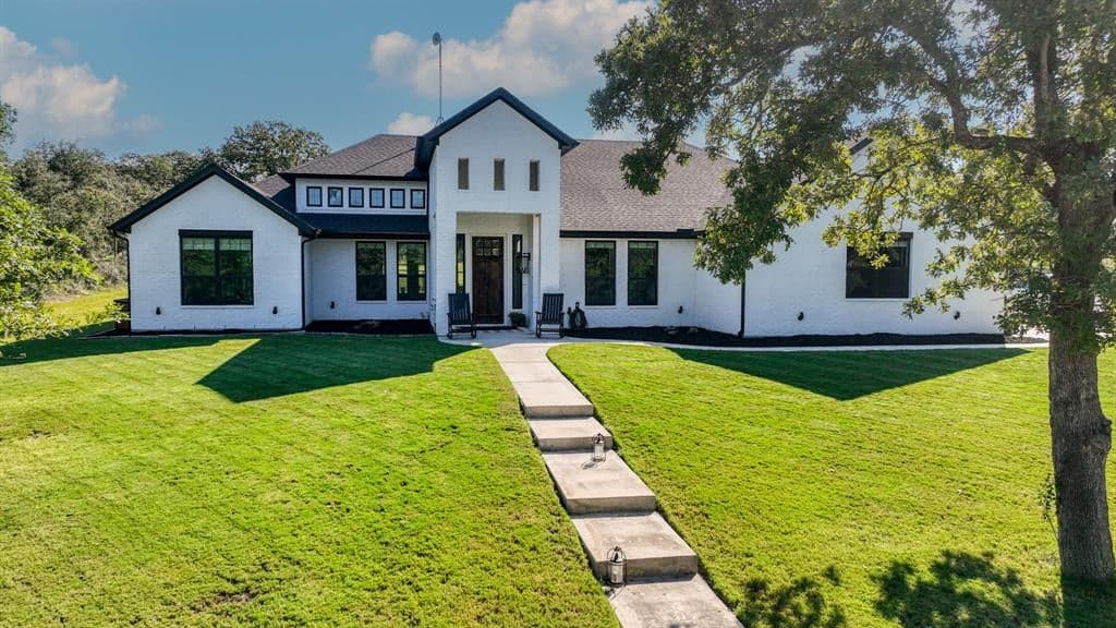 133 River Rock Ct