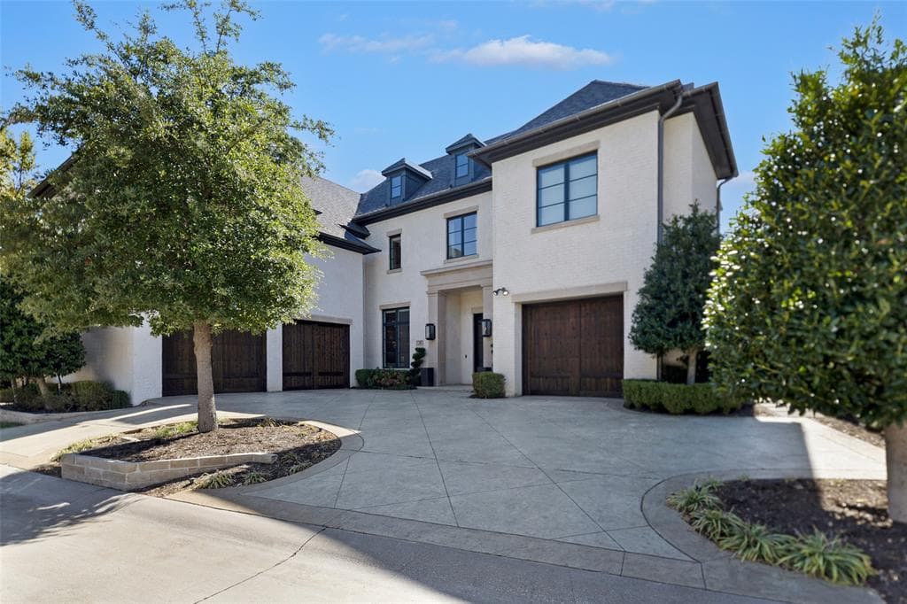 32 Devonstone Pl