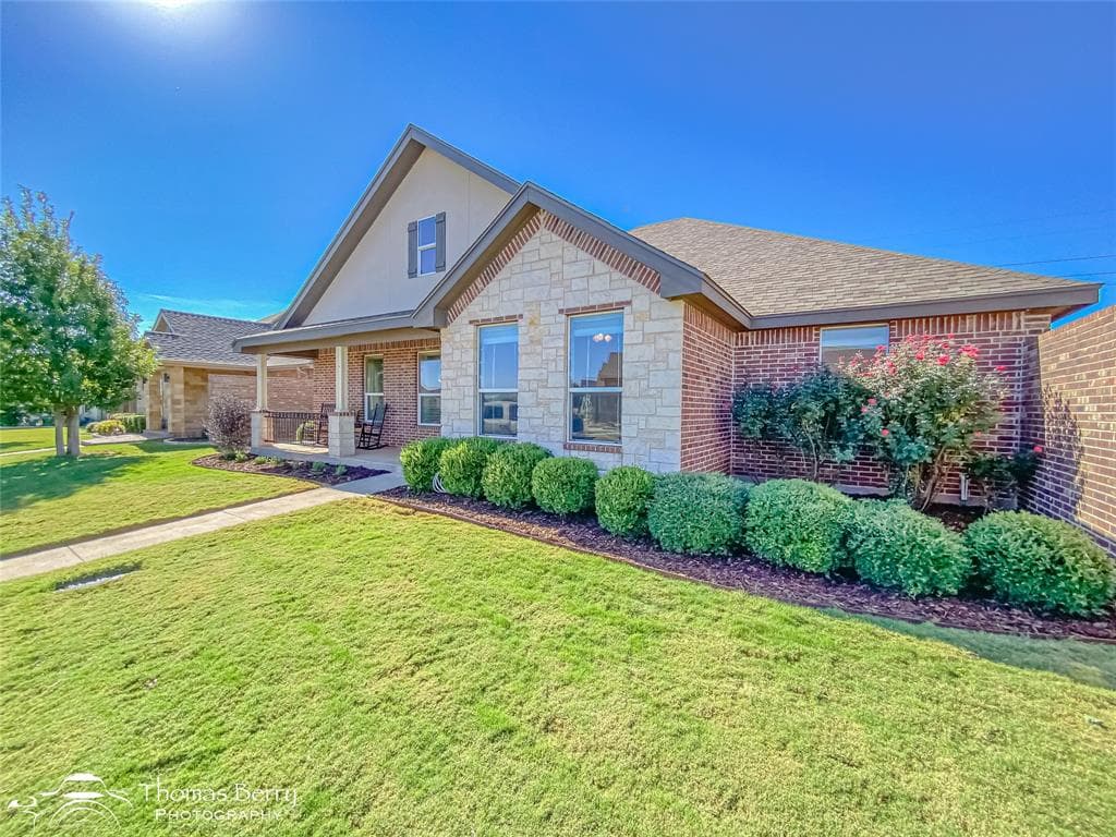 Main property image