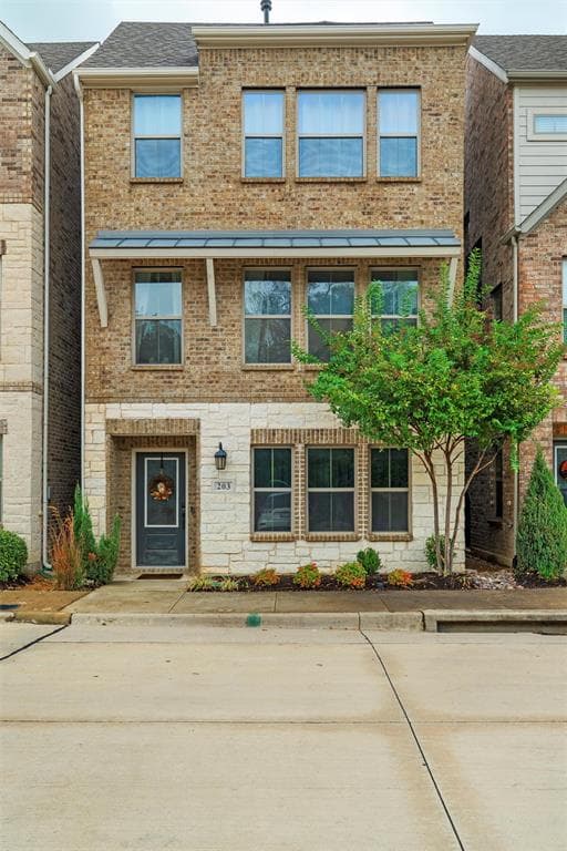 203 Peach Orchard Ln