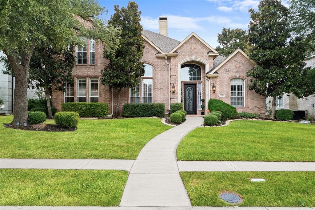 3312 Westover Dr
