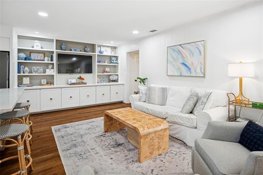 Gallery image 3