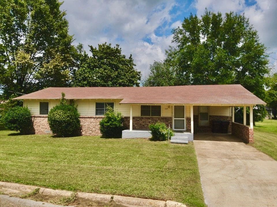 Main property image
