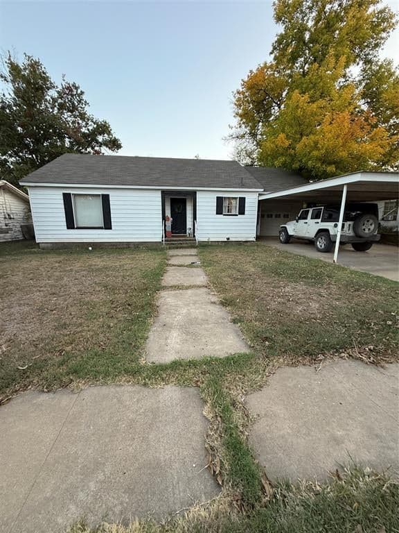 1107 W Cedar St