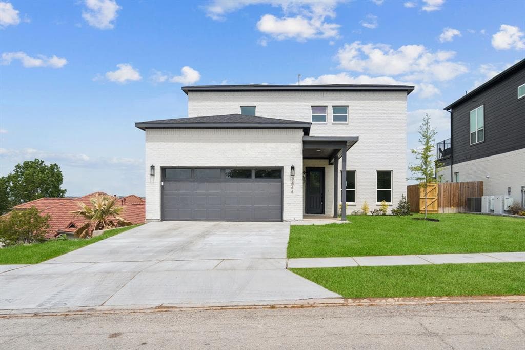 7644 Trailridge Dr