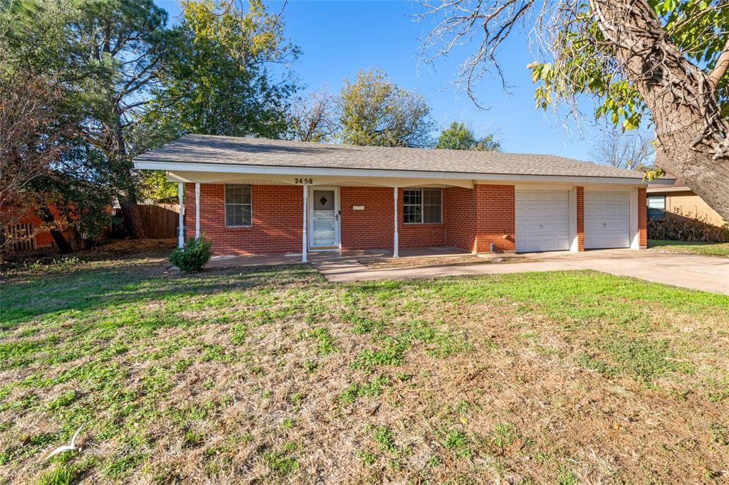 2458 Campus Ct