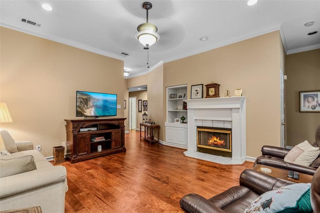 Gallery image 3