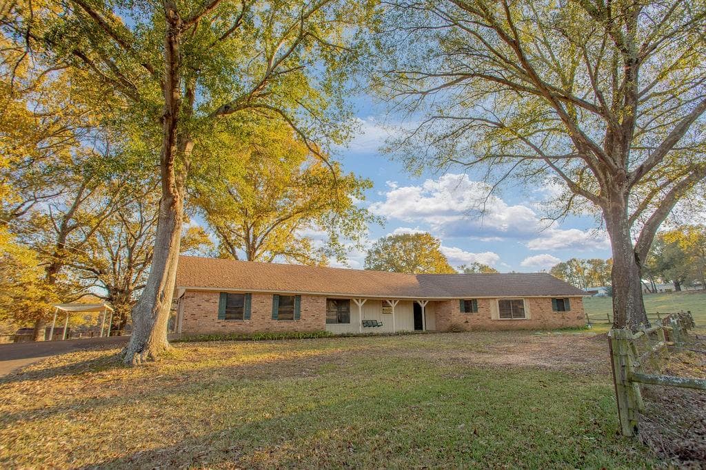 Main property image