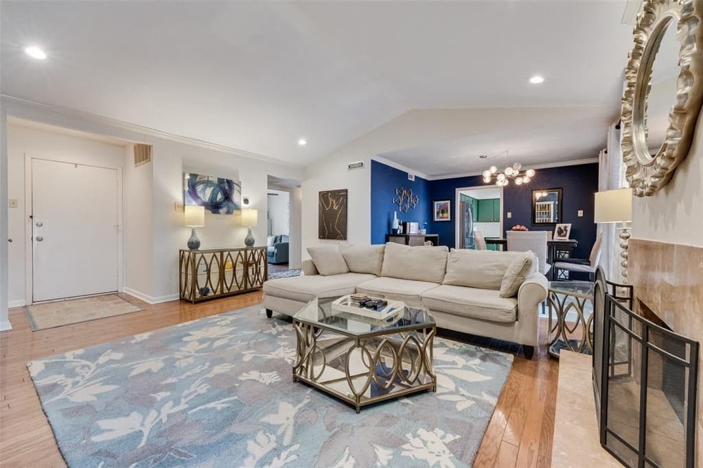 Gallery image 4