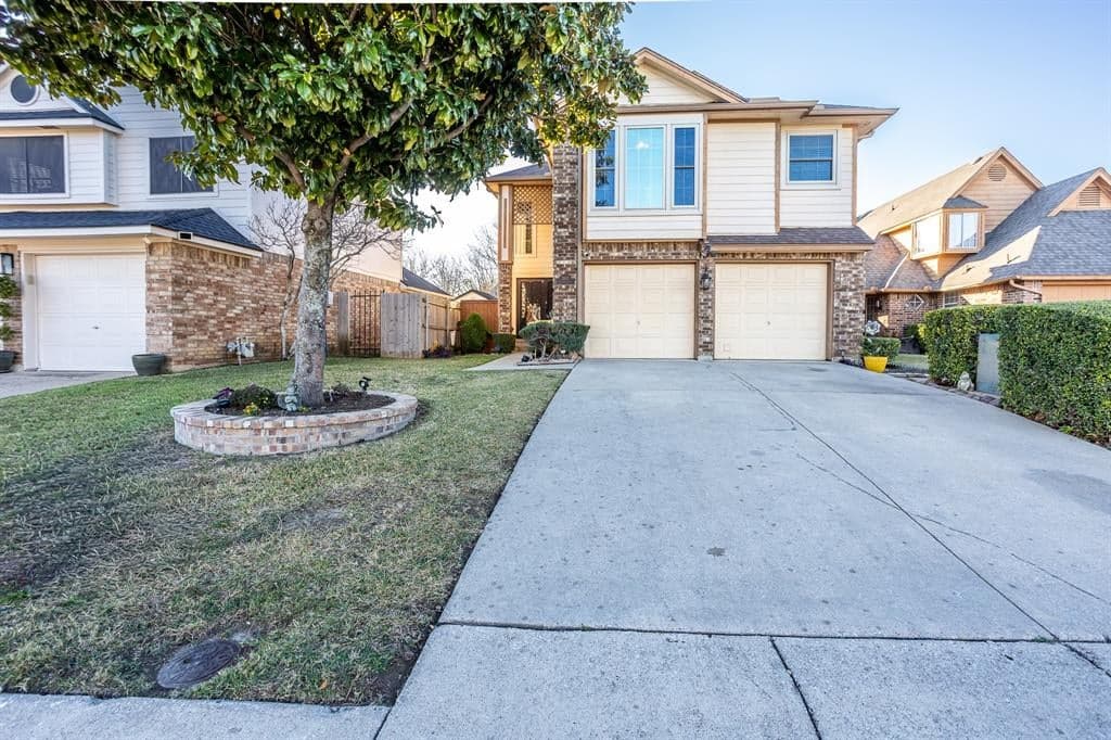 7407 Fox Crossing Ct