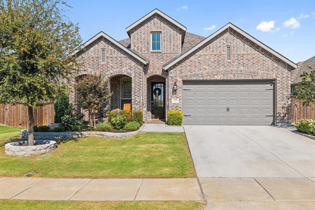1113 Bluestem Dr