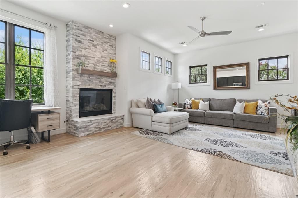 Gallery image 3
