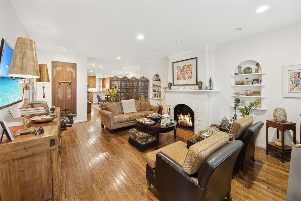 Gallery image 2