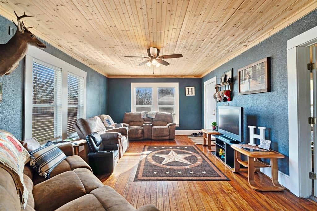 Gallery image 2