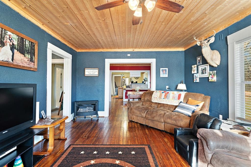 Gallery image 3