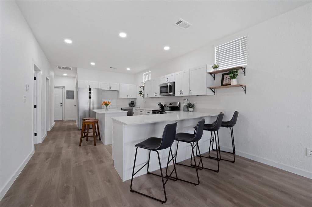 Gallery image 2